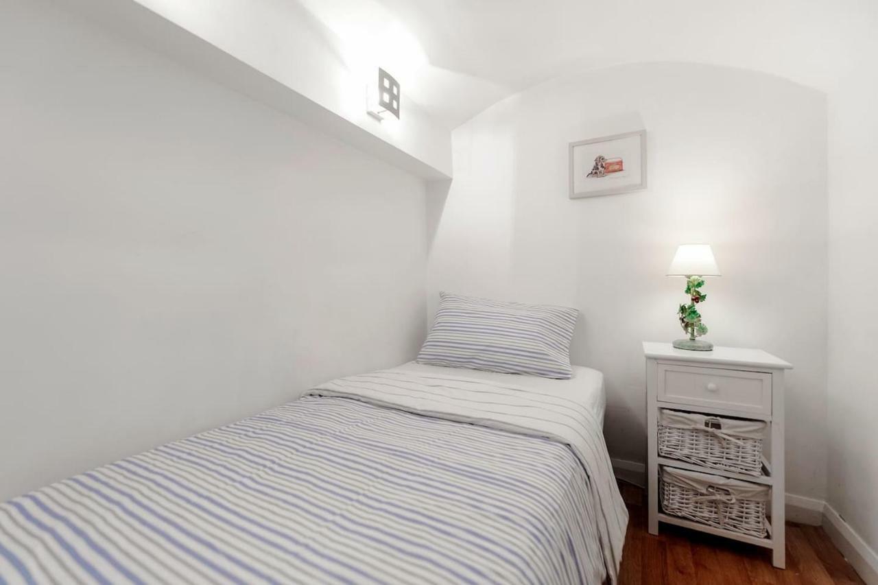 3 Bedroom Garden Flat - Central Location Лондон Экстерьер фото